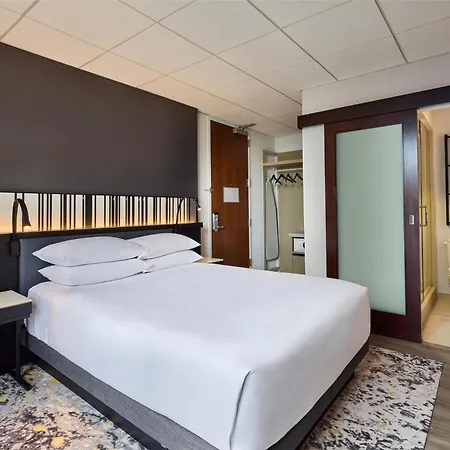 Hyatt Regency Chicago Hotel Exterior photo